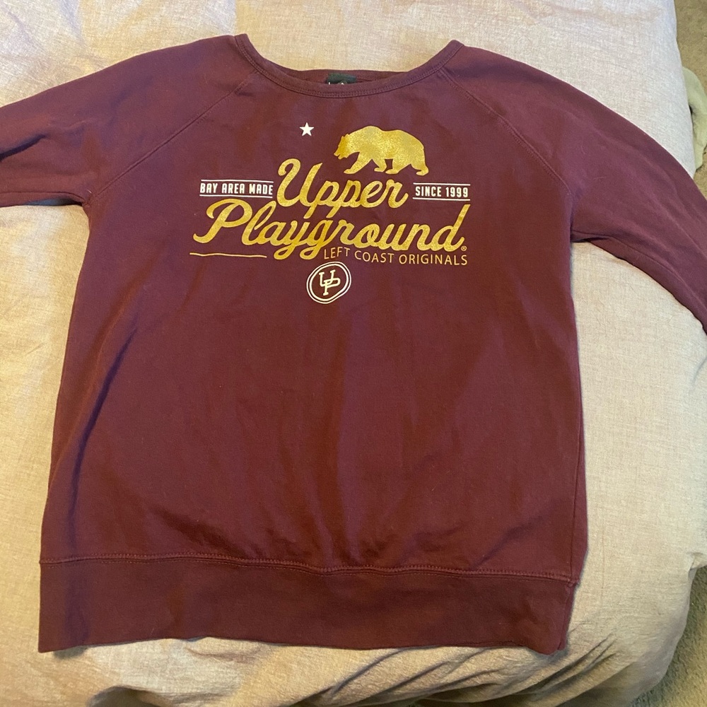 Upper playground sweatshirt